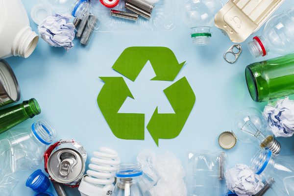 Los Plásticos en Productos de Embalaje y de Consumo