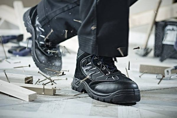 Consejos esenciales sobre el uso de zapatos de seguridad en el trabajo
